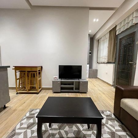 Modern 1 Bedroom City Apartment Τίρανα Εξωτερικό φωτογραφία